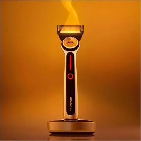 Gillette Labs Heated Razor With Exfoliating Bar And Magnetic Stand  - New Gillette
