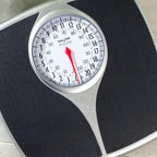 Salter 148 BKSVDR Speedo Dial Mechanical Bathroom Scale - Easy Read, Large Platform, 136kg / 21st - Good
