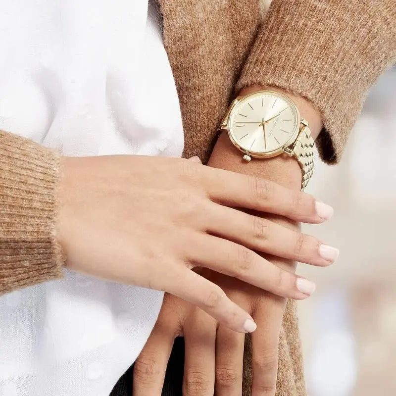 Michael Kors MK3898 Ladies Pyper Gold Watch Elegant Timepiece for Women Fashion - New MIchael Kors
