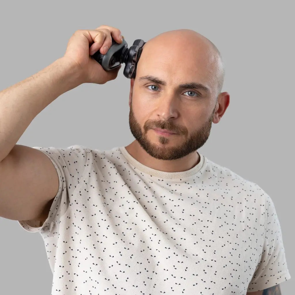 Remington RX7 Electric Head Shaver for Bald Men (Cordless, 60-Min Usage, USB, 5 Cutting Heads Skin Close Results (0.2mm), Turbo, Wet & Dry, Easy Clean, Waterproof, Pop-up Trimmer, Travel Pouch) XR1600 - Damaged Box Remington