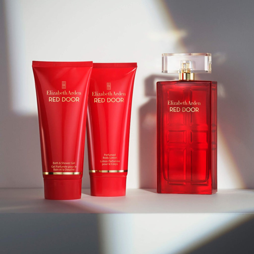 Elizabeth Arden Red Door Eau de Toilette Spray, 30ml, floral woody perfume, luxury fragrance for women - Damaged Box