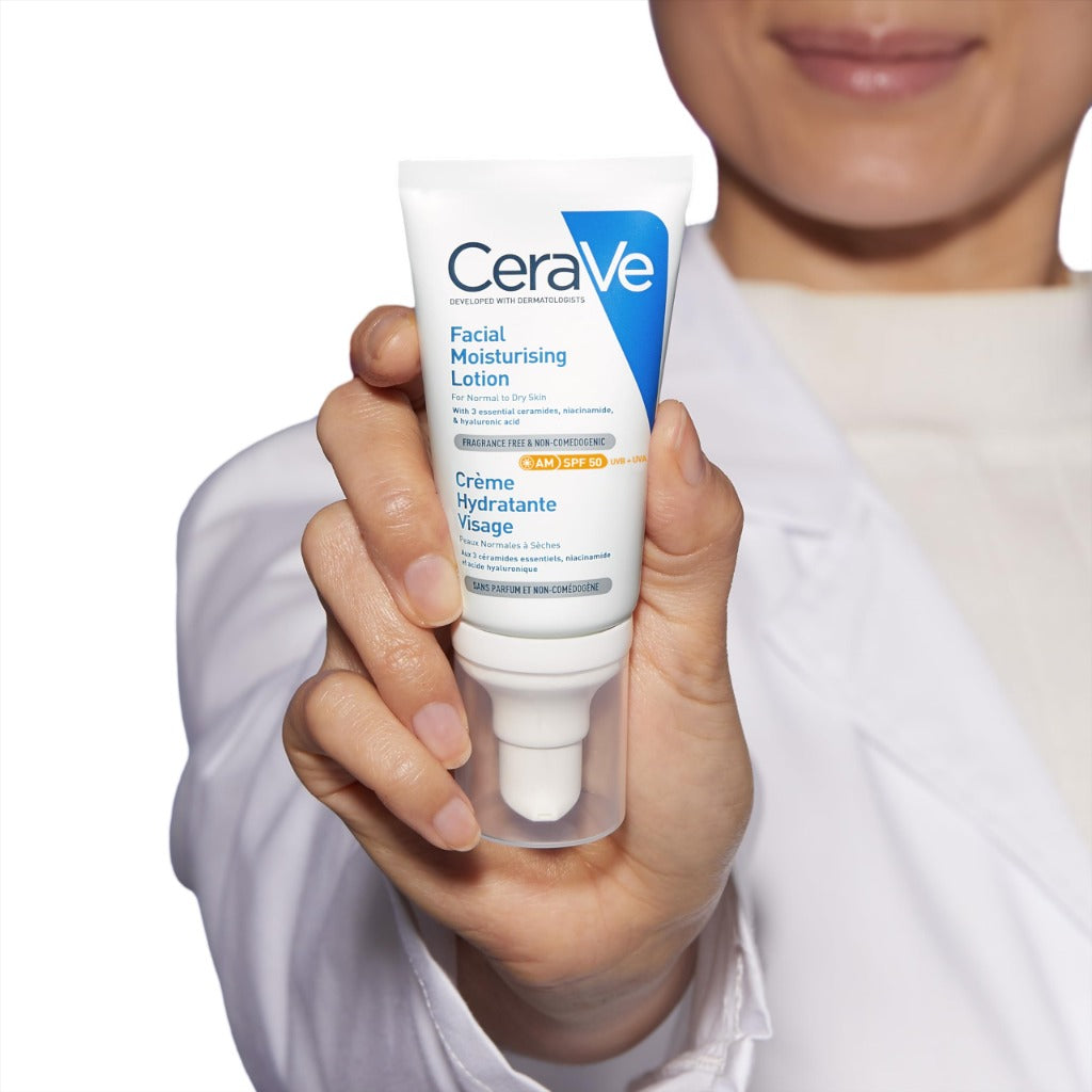 CeraVe AM Facial Moisturising Lotion SPF50 52ml - Daily Face Moisturiser with Ceramides and Niacinamide - Sunscreen for Normal to Dry Skin