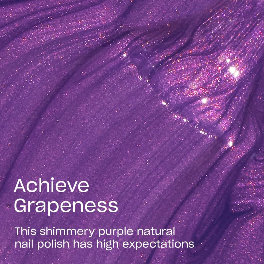 OPI Nature Strong Nail Polish Quick Dry Vegan Nail Varnish with Long-Lasting Results, Made with Natural Ingredients, Achieve Grapeness 15ml - Damaged Box