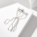 Tweezerman 60^0 Eyelash Curler for Long Lasting Lifted Lashes, Thick, Rounded Hypoallergenic Silicone Pads, 3 Replacement Pads Included, Perfect for Round or Deep-Set Eyes (Pack of 1) - Damaged Box