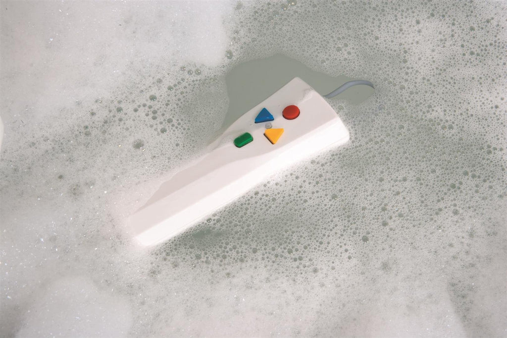 Drive DeVilbiss Bellavita Lightweight Reclining Bath Lift with White Covers Ergonomic Electric Bathtub Seat for Elderly and Disabled - Very Good