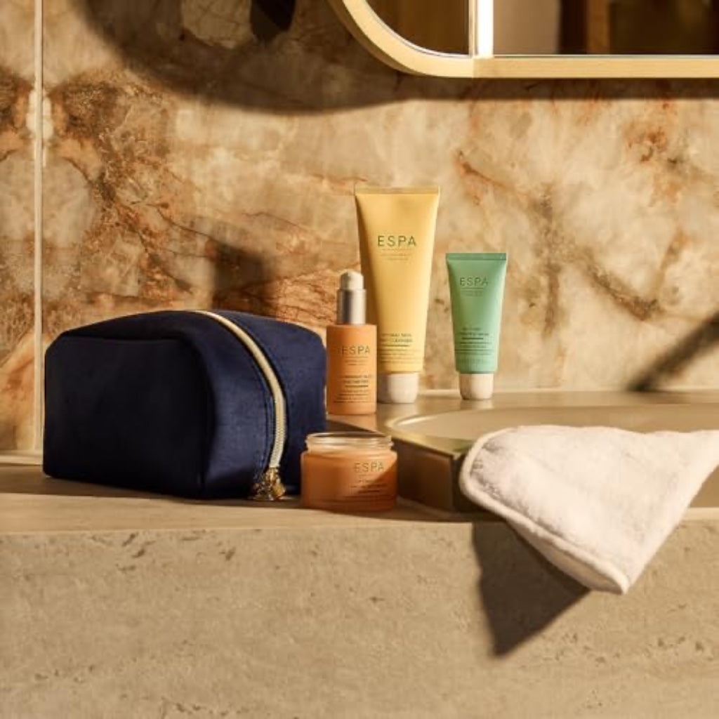 ESPA Radiant Glow Collection | Luxury Spa Skincare Gift Set Worth lb150+ | 4-Step Routine with Cleanser, Enzyme Peel, Moisturiser & Hydration Mask + Cloth & Cosmetic Bag - Damaged Box