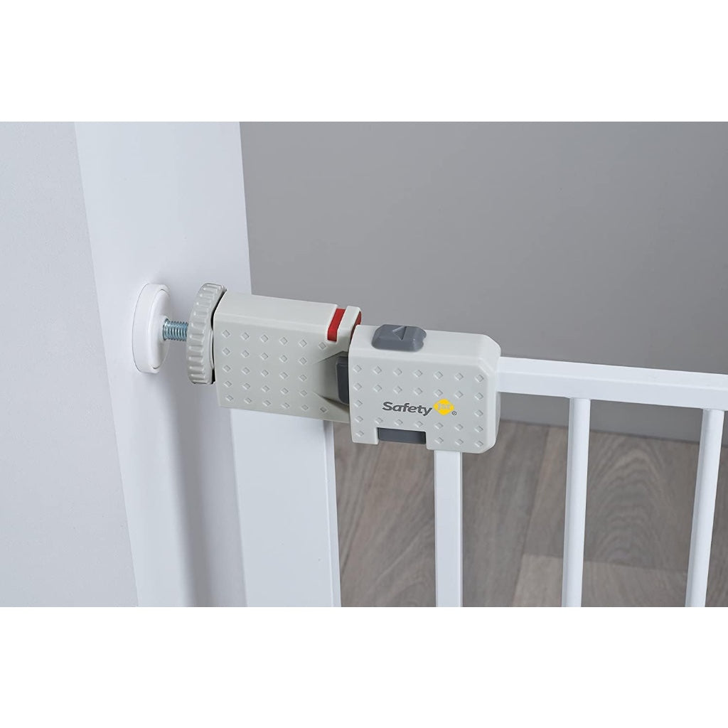 Safety 1st Secure Tech Simply Close Metal Gate White Pressure Fit Child Safety Barrier for Stairs and Doorways Fits 73cm to 80cm - Like New