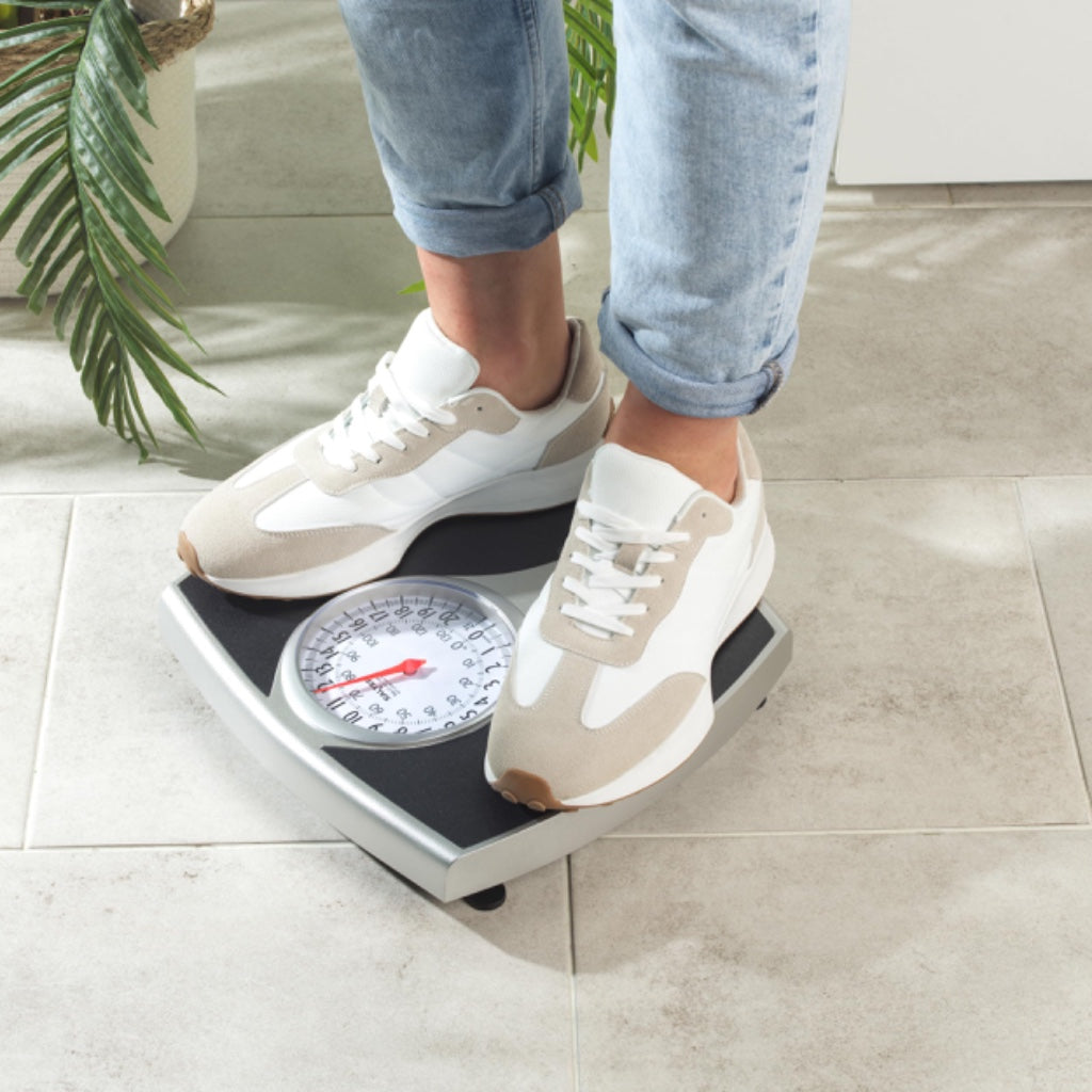 Salter 148 BKSVDR Speedo Dial Mechanical Bathroom Scales Large Platform Manual Weighing Scale for Body Weight 136kg 21st Capacity Black - Like New