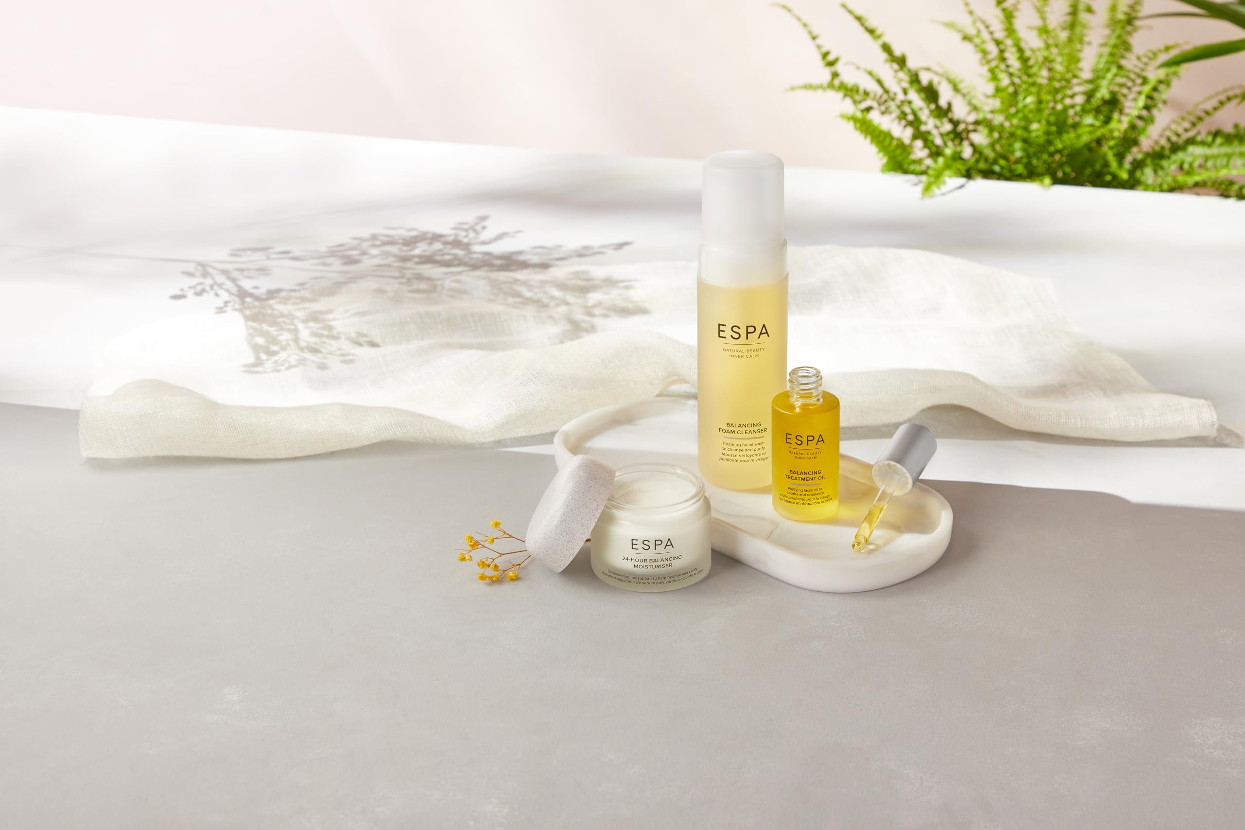 ESPA 24-Hour Balancing Moisturiser 55ml | Oil-Balancing Moisturiser to Hydrate & Clarify | Protects Without Clogging Pores | Registered by Vegan Society | For Oily & Combination Skin