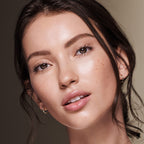 Max Factor Miracle Pure Liquid Foundation, Pearl Beige, Full Coverage, Flawless and Radiant Finish, Lightweight Formula, Smudge Resistant, Non Pore-Clogging, Fragrance Free, 35ml