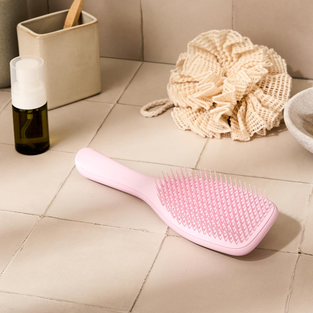 Tangle Teezer Ultimate Detangler Hairbrush - For Wet & Dry Hair - Detangling Brush for All Hair Types - Two-Tiered Teeth Reduce Breakage & Eliminate Knots - Millennial Pink - Damaged Box