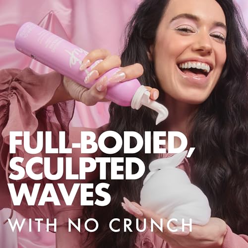 Umberto Giannini Dreamy Waves Wavy Whip Style Control Mousse 200ml - Damaged Box