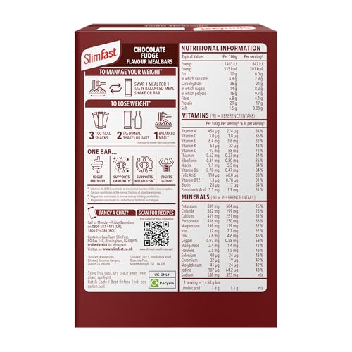 SlimFast Meal Replacement Snack Bar o Chocolate Fudge Flavour o 211 Cals o 15g Protein o 23 Vitamins and Minerals o Tasty and Perfect On The Go o 4 x 60g Bars - Damaged Box - BBE 01/2027