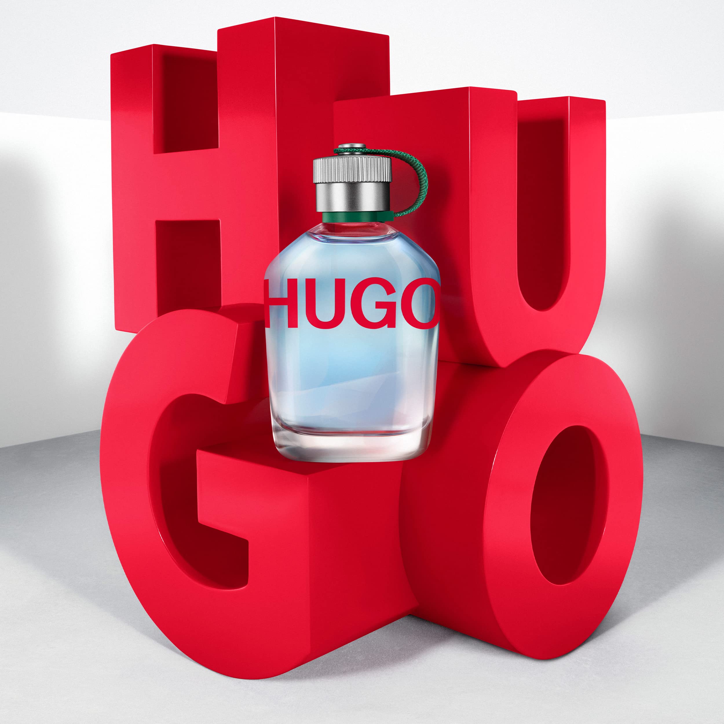 HUGO Man Eau de Toilette, Men's Perfume, Notes of Crispy Green Apple and Fir Balsam, Aromatic Fragrance, Medium Longevity, 40ml - Damaged Box