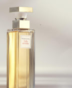 Elizabeth Arden 5th Avenue Eau de Parfum Spray, 125ml, Fresh Floral Fragrance, Luxury Perfume for Women - Damaged Box