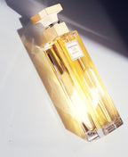 Elizabeth Arden 5th Avenue Eau de Parfum Spray, 125ml, Fresh Floral Fragrance, Luxury Perfume for Women - Damaged Box