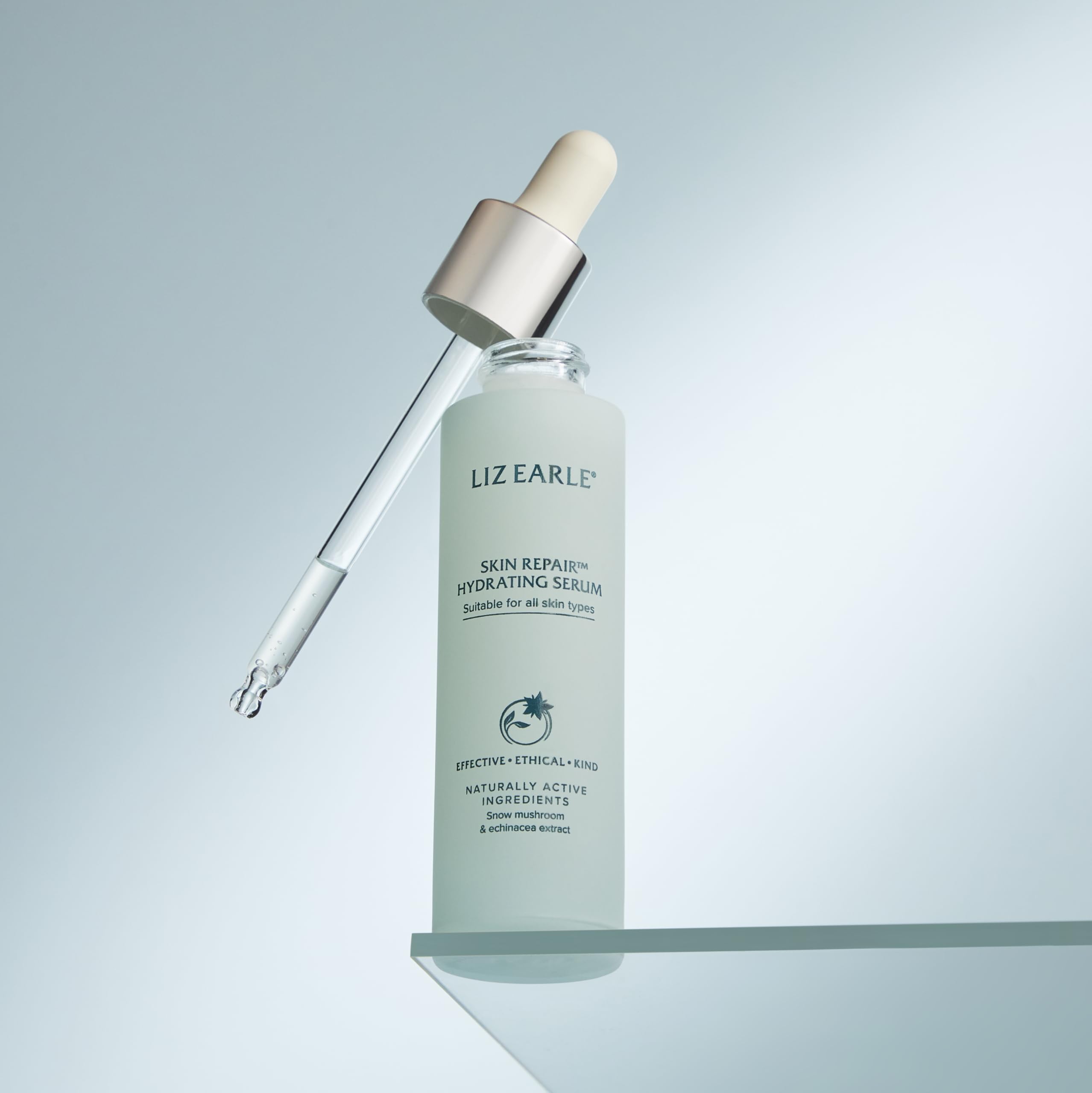 Liz Earle Skin RepairTM Hydrating Serum with Snow Mushroom and Echinacea Extract for All Skin Types, 30ml