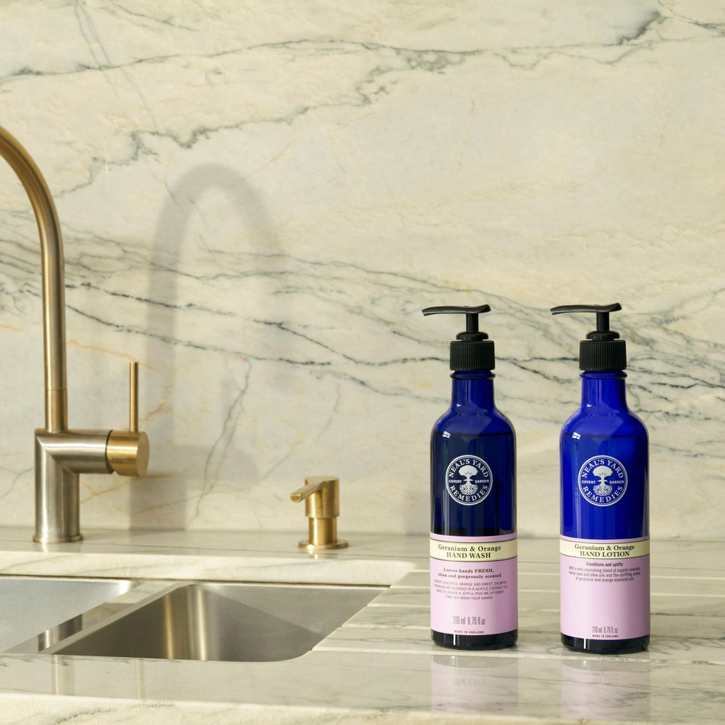 Neal's Yard Remedies Geranium & Orange Hand Lotion, Hand Cream with Geranium and Orange Essential Oils, Vegan & Cruelty-Free, 200ml - Damaged Box