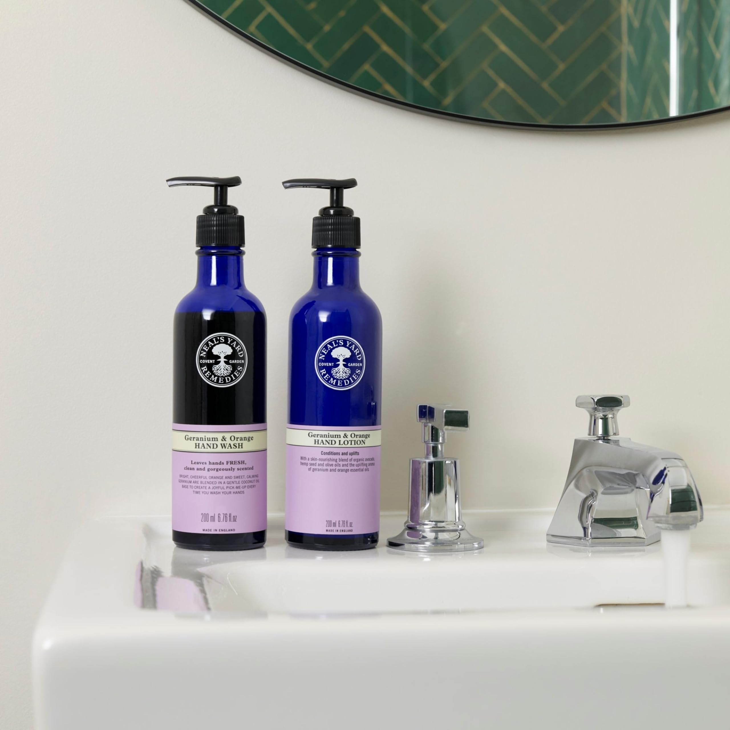 Neal's Yard Remedies Geranium & Orange Hand Lotion, Hand Cream with Geranium and Orange Essential Oils, Vegan & Cruelty-Free, 200ml - Damaged Box