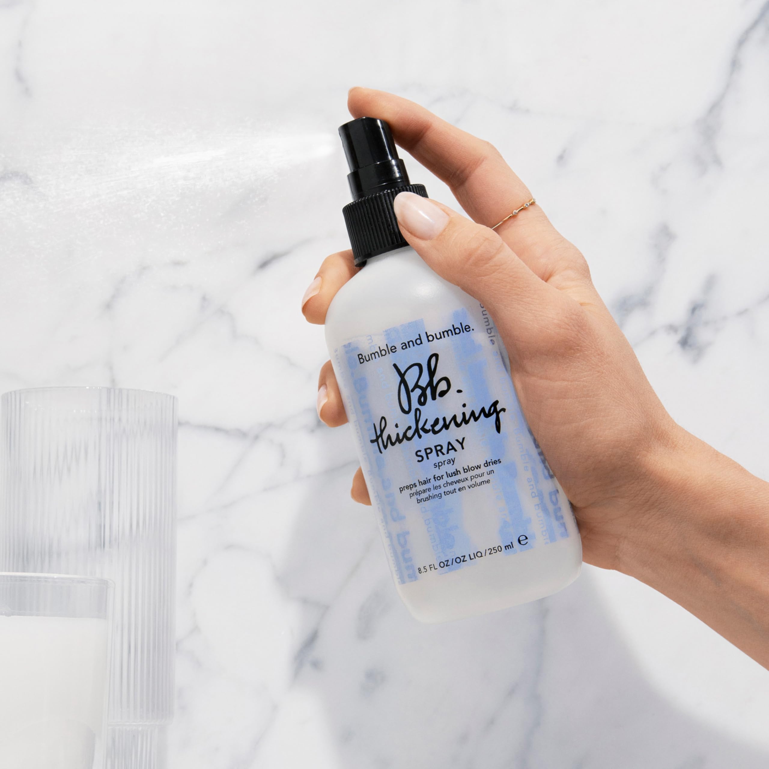 Bumble and bumble. Thickening Blow-Dry Prep Spray | For Lush Blow Dries | Straight to Wavy, 60 ml