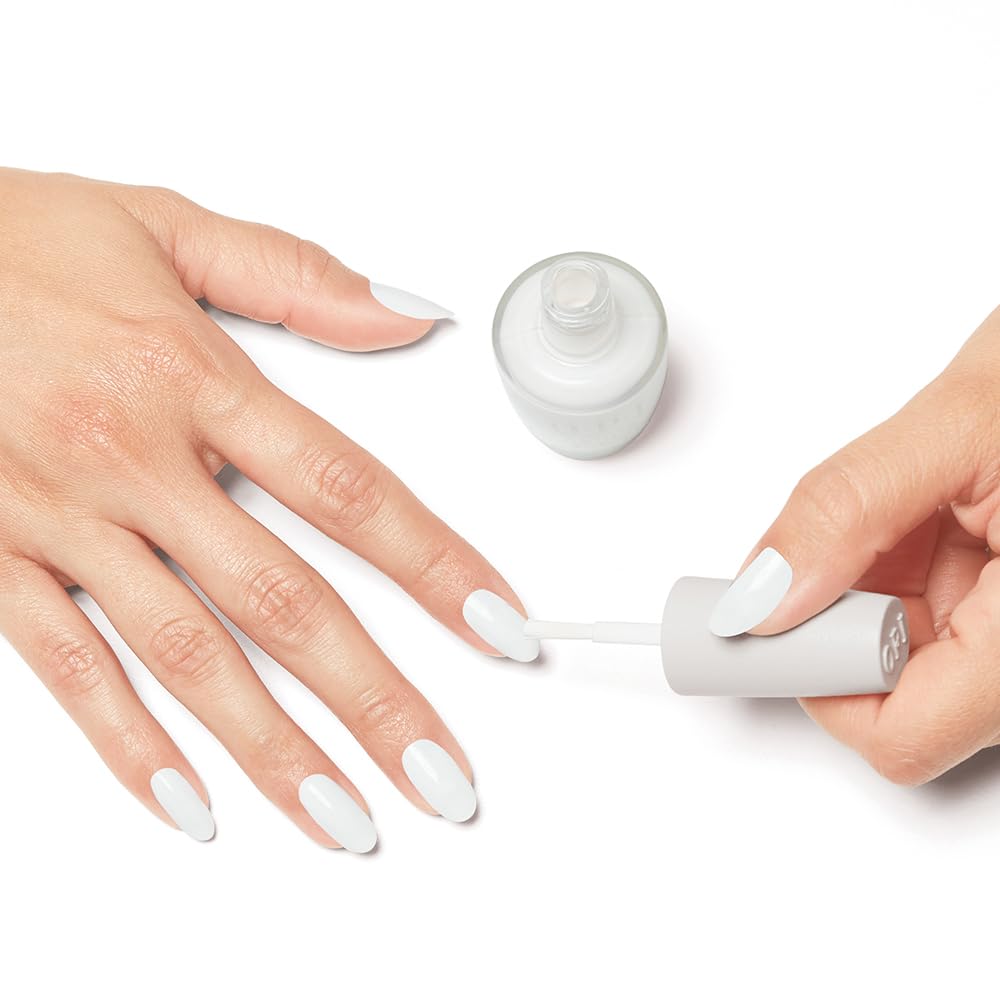 OPI Nature Strong Nail Polish | Quick Dry Vegan Nail Varnish with Long-Lasting Results | Made with Natural Ingredients | Light Shades | Strong As Shell | 15 ml