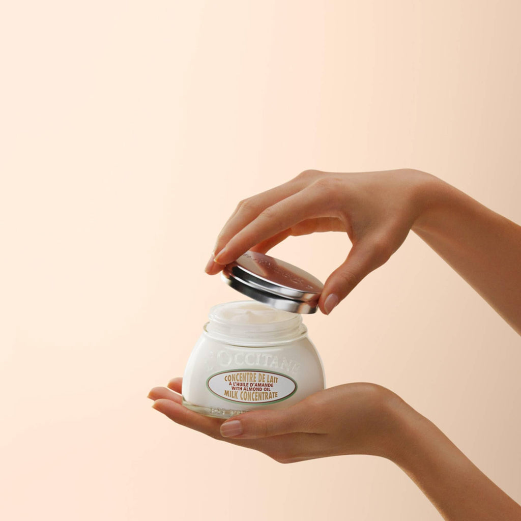L'OCCITANE Almond Milk Concentrate 200ml | Enriched with Almond Oil | Vegan & 95% Readily Biodegradable | 48 Hour Hydration | Clean & Luxury Beauty Bodycare for All Skin Types - Damaged Box