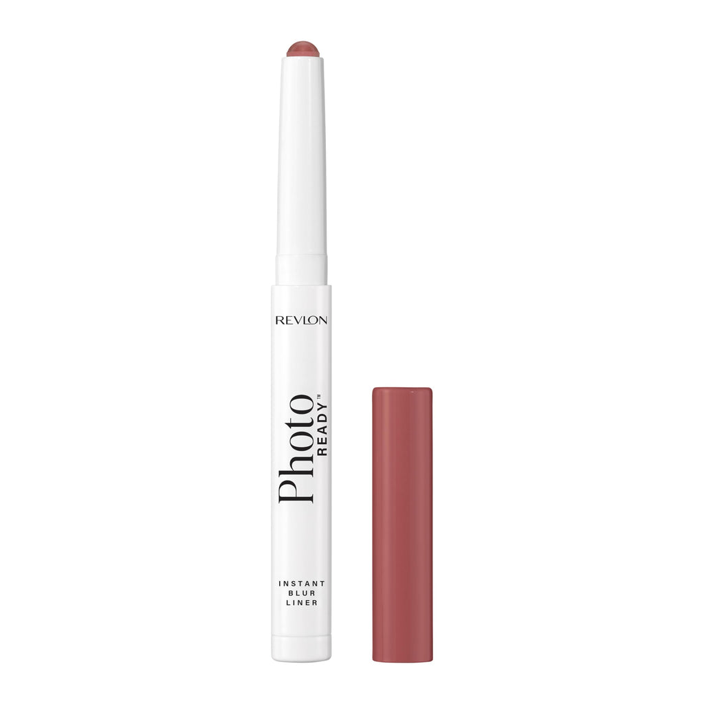 Revlon PhotoReady Instant Blur Liner, Blurring Lip Liner for Fuller, Smoother Lips with Soft-Focus Matte Finish, Dewy