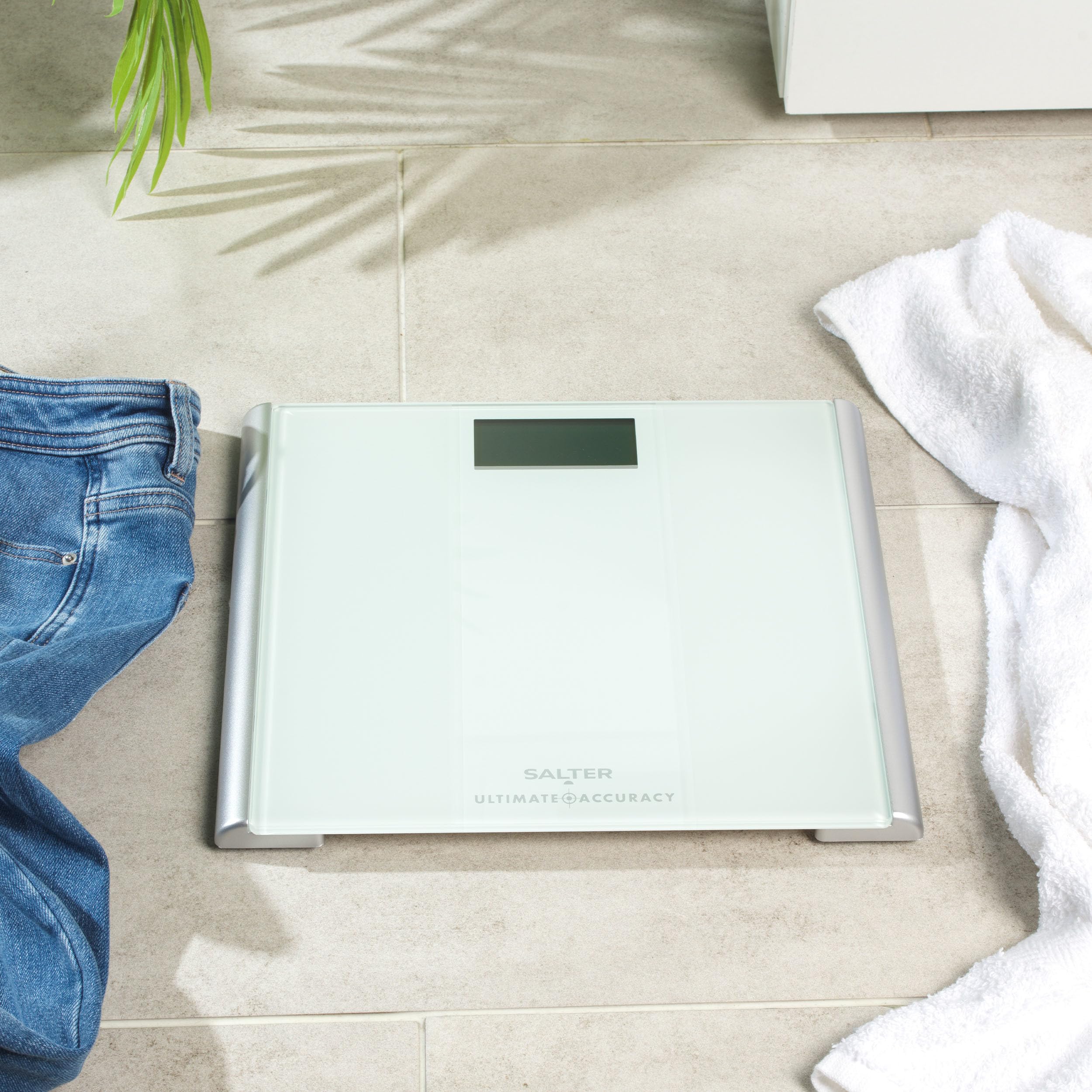 Salter Ultimate Accuracy Bathroom Scale - Digital Bodyweight, Body Fat Scale, 180kg/28st 3lb, 0.05kg/ 50g Precision Instant Readings, LCD Easy To Read Display, Includes Carpet Feet & Batteries - Damaged Box