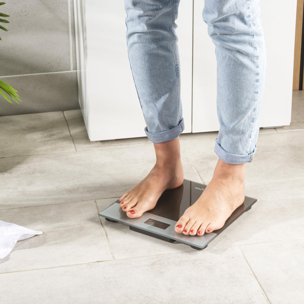 Salter Digital Bathroom Scale - Easy Read LCD, 180kg/28st, Step-On, Silver/Grey, Body Weight, Health & Beauty - Damaged Box