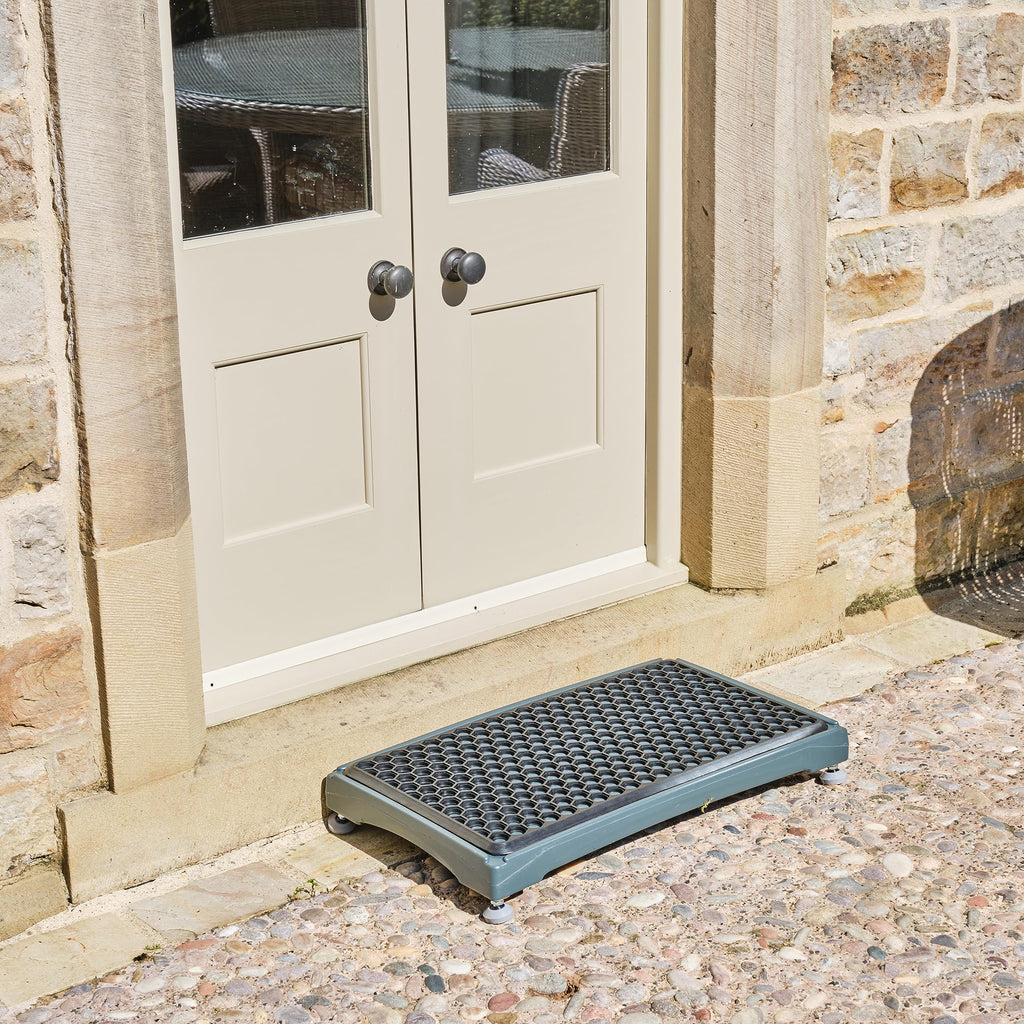 NRS Healthcare Mobility Care Outdoor Plastic Half Step 11cm (4.5") - Aid for Elderly & Disabled - Damaged Box
