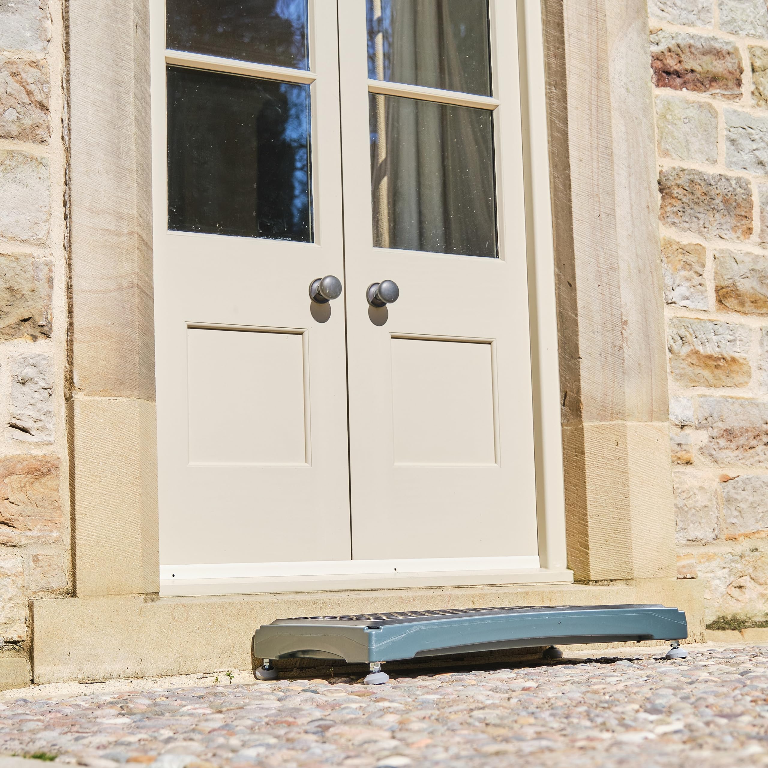 NRS Healthcare Mobility Care Outdoor Plastic Half Step 11cm (4.5") - Aid for Elderly & Disabled - Damaged Box