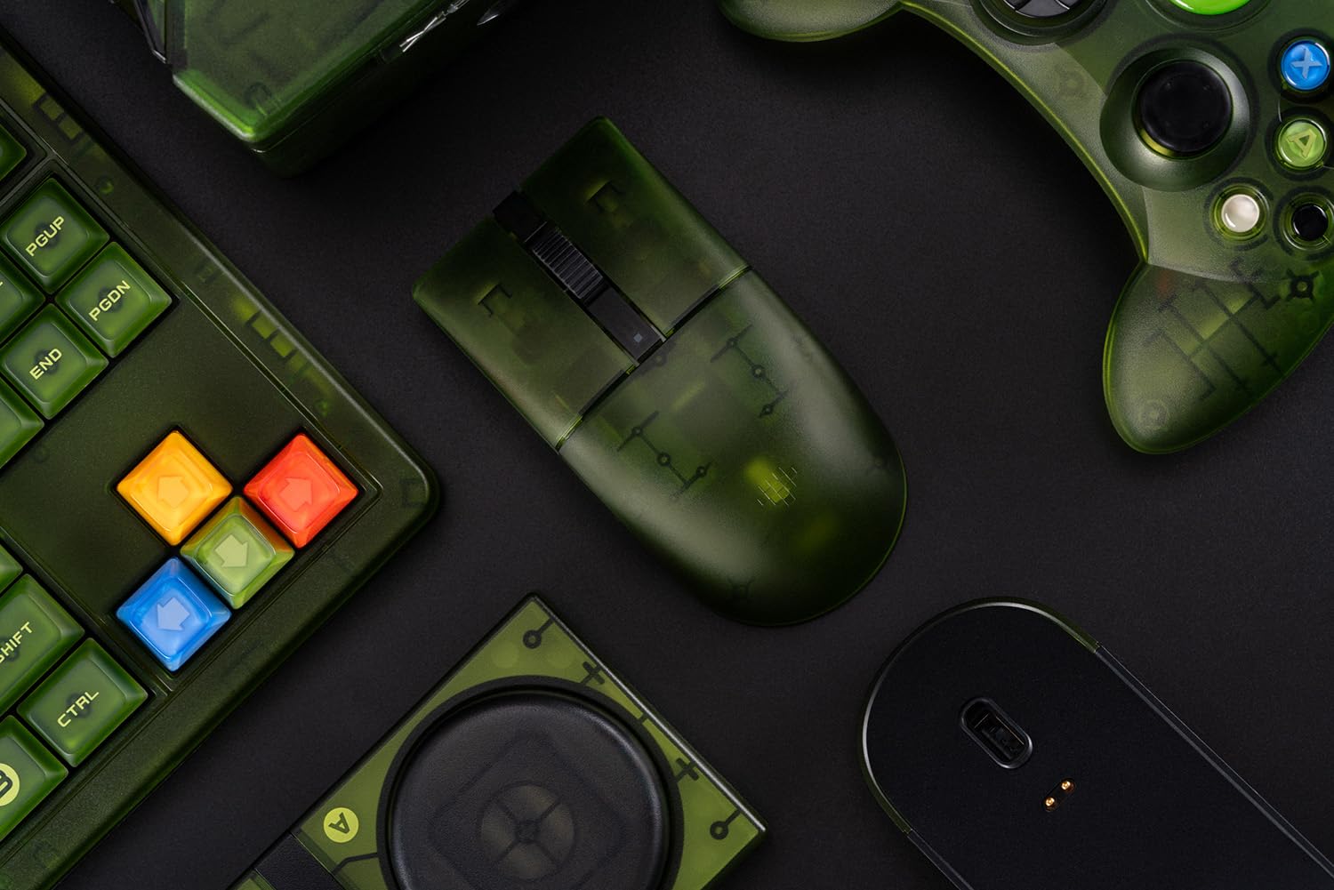 8Bitdo Retro R8 Mouse with PAW 3395 Optical Sensor DPI 26K, Wireless 4K Polling Mouse with Charging Dock, Programmable Buttons, and Kailh Sword GM X Micro Switches - Xbox Edition(Officially Licensed) - Like New