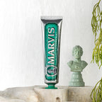 Marvis Classic Strong Mint Toothpaste 85ml - Flavoured Oral Care Fresh Breath Gel - Damaged Box