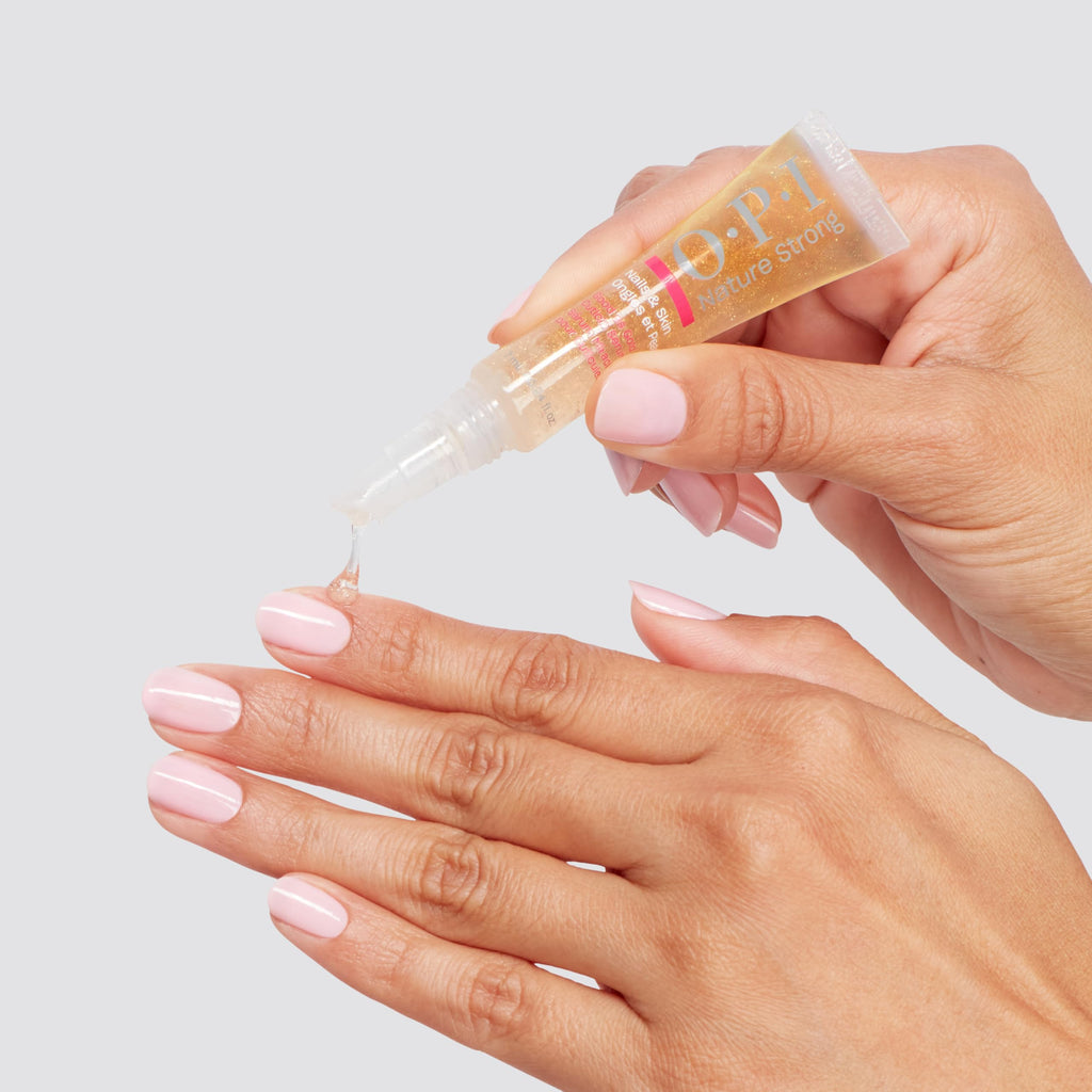 OPI Nature Strong Skincare Good as Gold Cuticle Serum - Natural Origin Formula Nail Conditioner | Treatment for Nail Repair | Cuticle Oil for Manicure, 7ml - Damaged Box