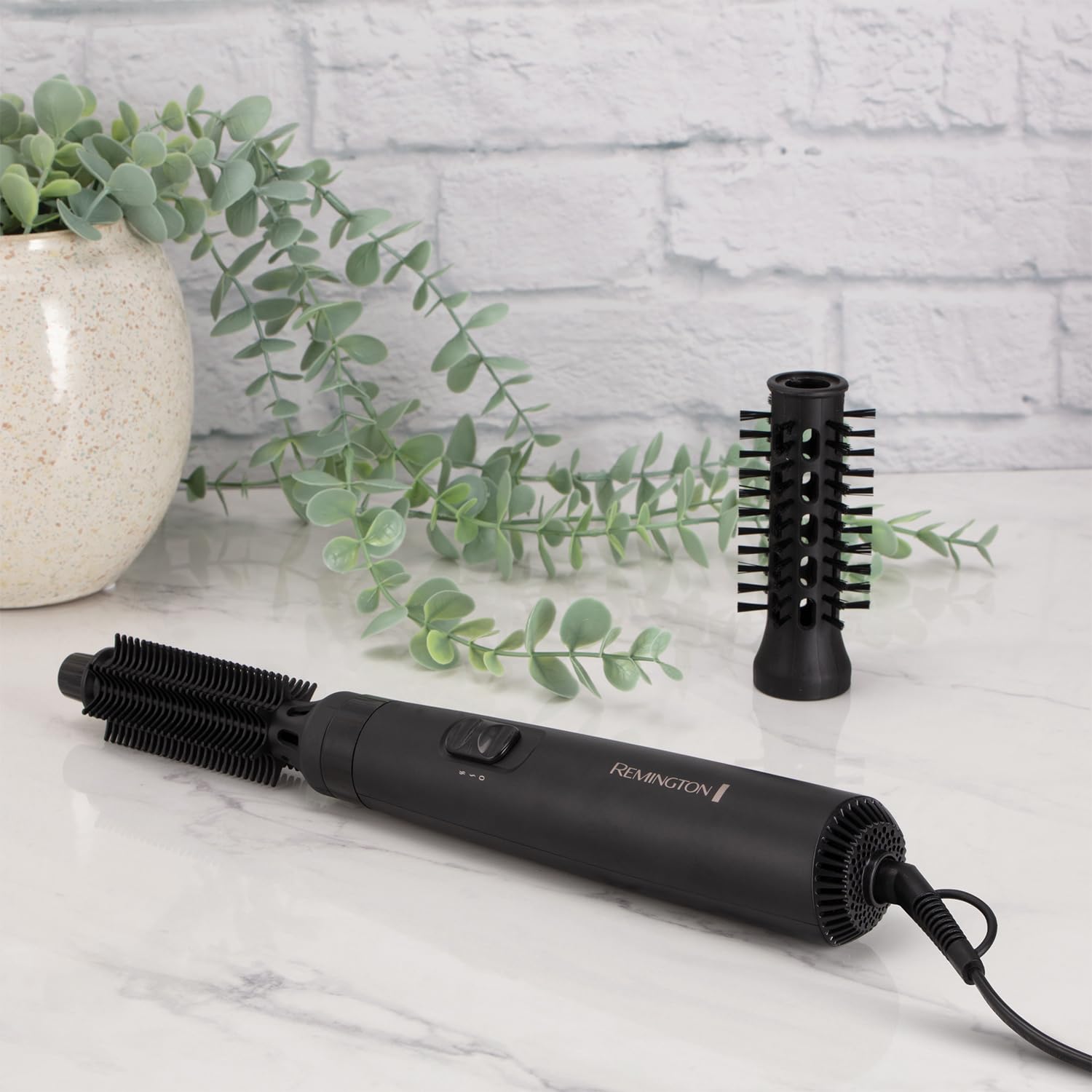 Remington Blow Dry & Style Air Styler - 400W Hair Dryer Brush - For Shorter Hair - Hot Air Brush Styler - Very Good