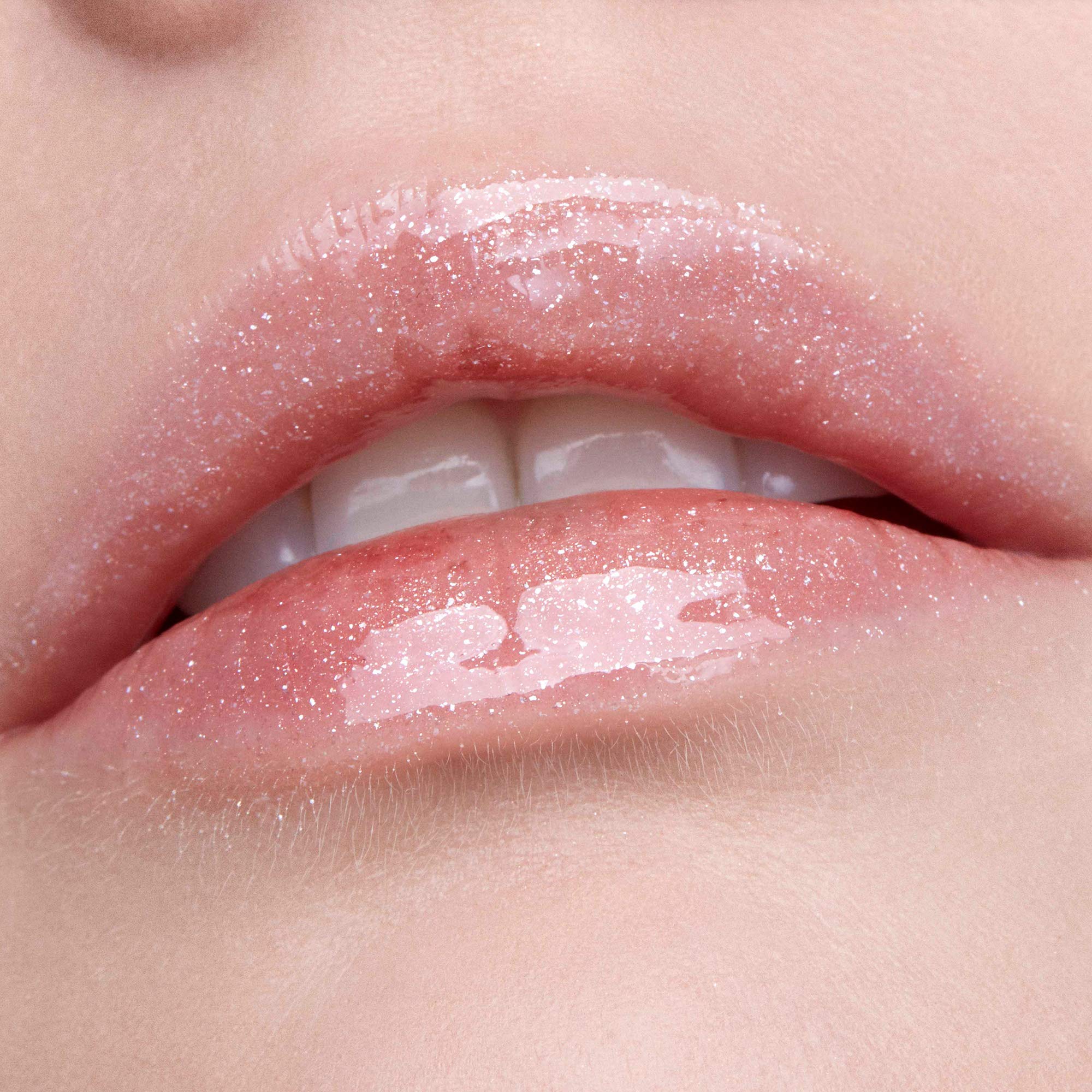Stila Plumping Lip Glaze - Kitten - Vitamin E & Antioxidants - Shiny Finish - 18g - New