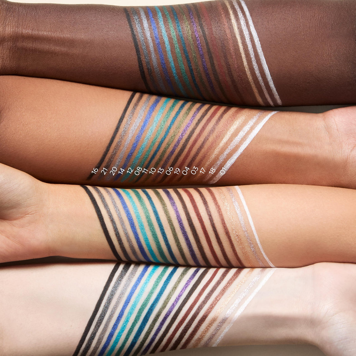 KIKO Milano Intense Colour Longlasting Eyeliner - Shade 10 Metallic Ivy Green - Waterproof Eye Pencil - Damaged Box