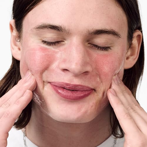 Clinique Redness Solutions Soothing Oil-Free Cream Cleanser - Probiotic Technology - Rosacea Prone Skin - 150ml Face Wash - Damaged Box