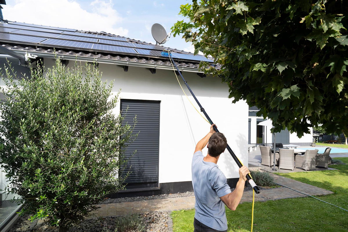 UNGER HighFlow Window & Solar Panel Cleaning Kit 6m Telescopic Pole Brush - Water Fed System - Like New
