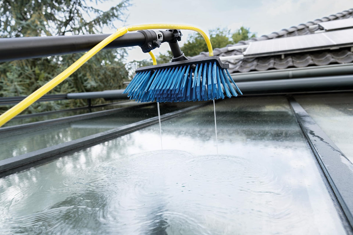 UNGER HighFlow Window & Solar Panel Cleaning Kit 6m Telescopic Pole Brush - Water Fed System - Like New