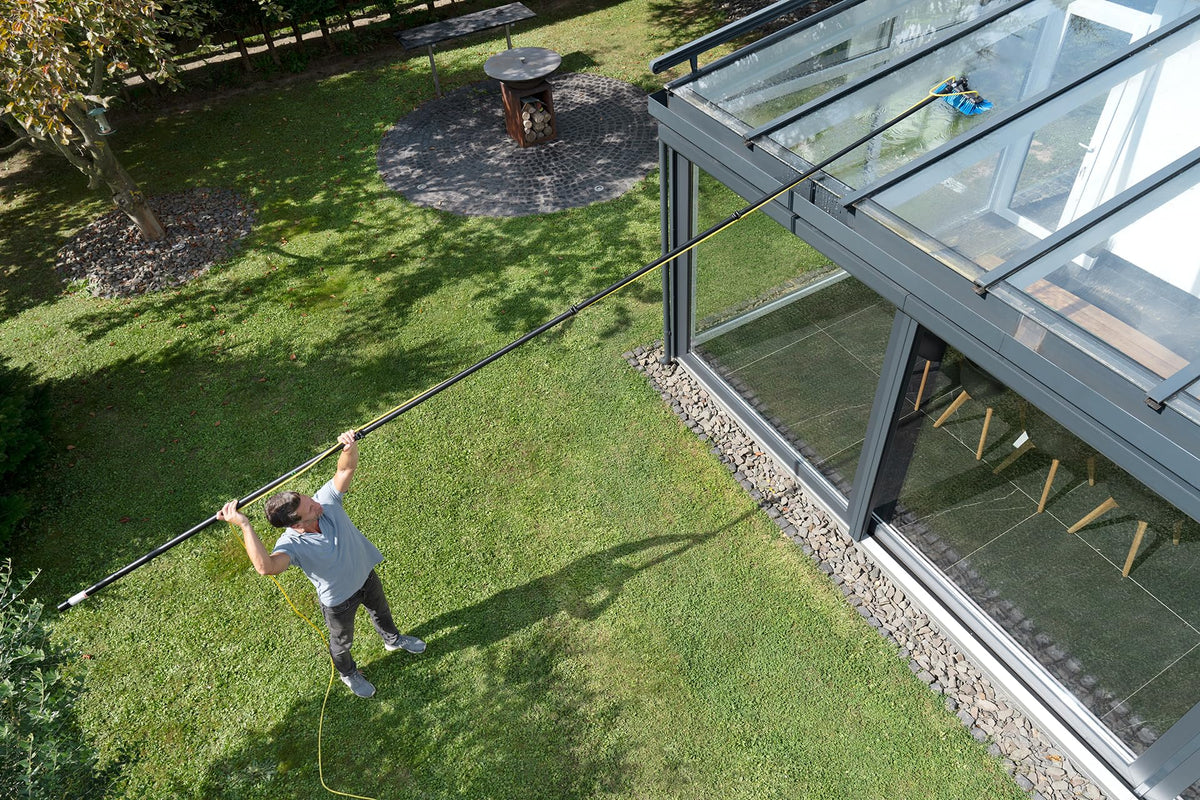 UNGER HighFlow Window & Solar Panel Cleaning Kit 6m Telescopic Pole Brush - Water Fed System - Like New