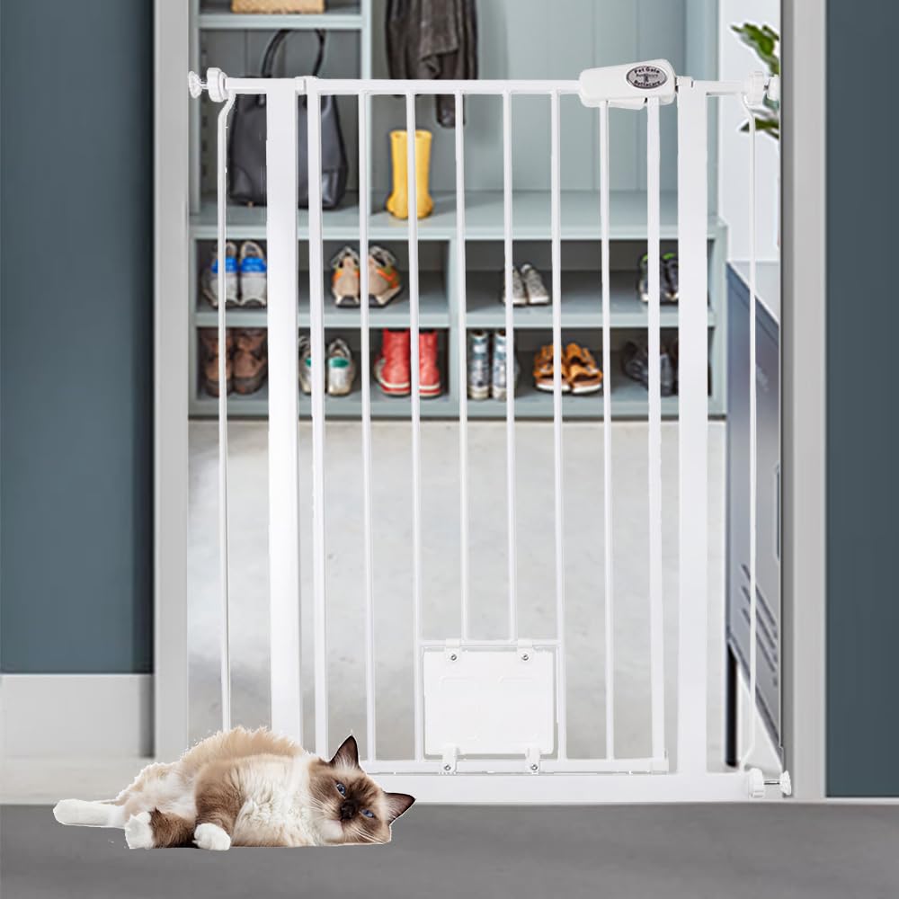 Bettacare Tall Pet Gate with Cat Flap - White - 75-84cm Wide - Pet Safety Barrier - Damaged Box