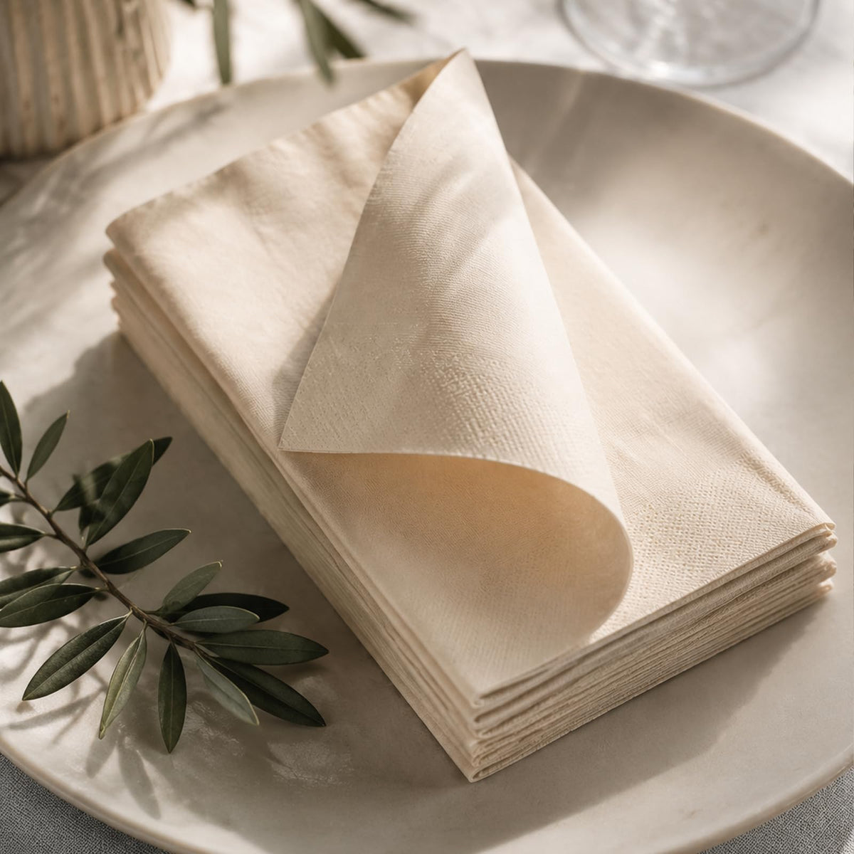 LEKOCH 300 Pcs Disposable Bamboo Paper Napkins - 2 Ply Compostable Eco Friendly Dinner Napkins 40x40cm - Damaged Box